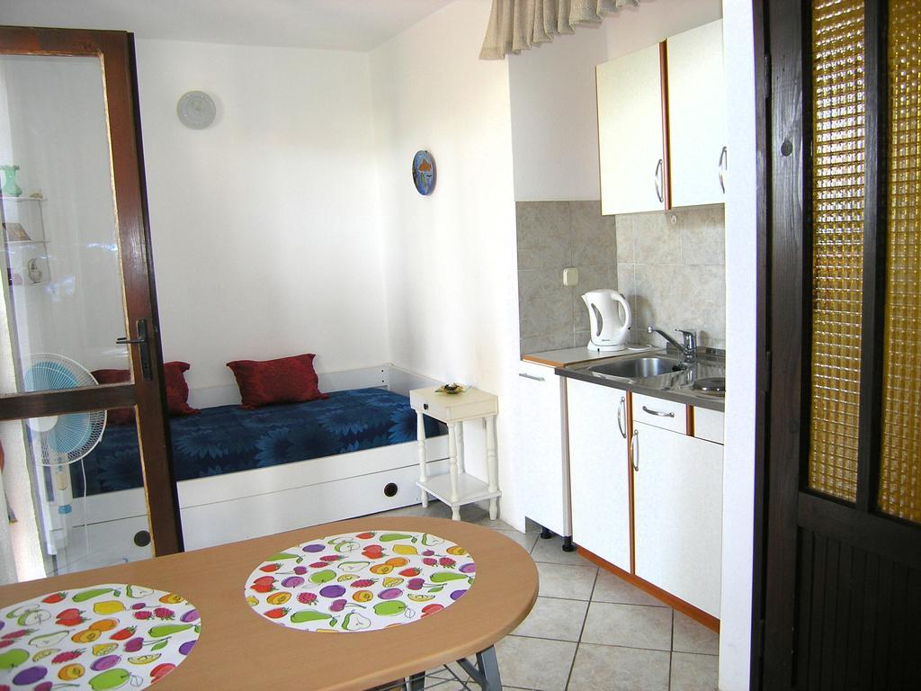 Apartmani Plach คิร์ก ภายนอก รูปภาพ