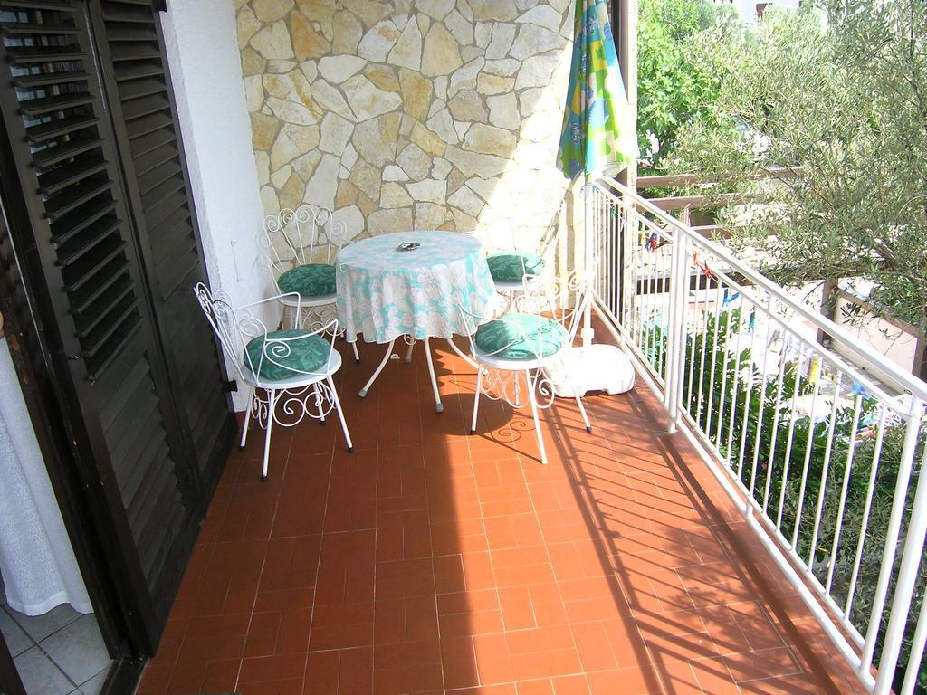 Apartmani Plach คิร์ก ภายนอก รูปภาพ